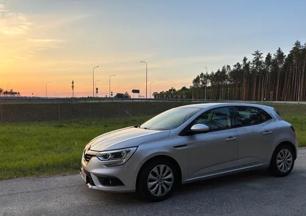 renault megane Renault Megane cena 37000 przebieg: 200000, rok produkcji 2016 z Szczecin